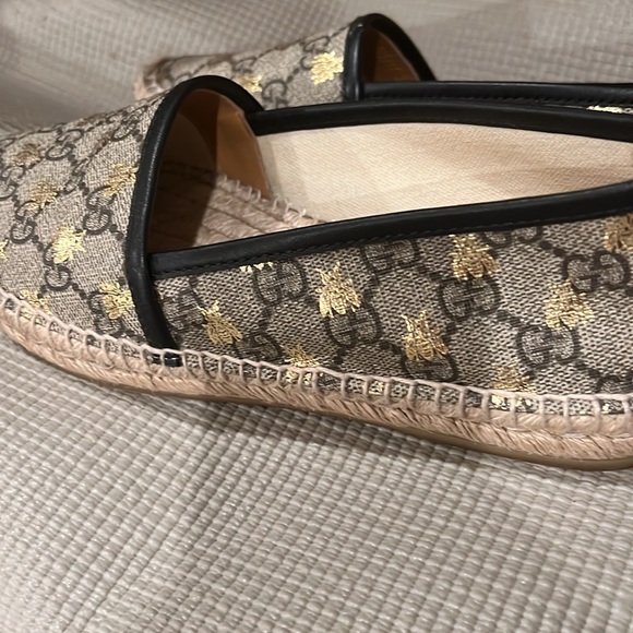 Gucci Logo Espadrille Flat Bees size 37.5 - Picture 8 of 16